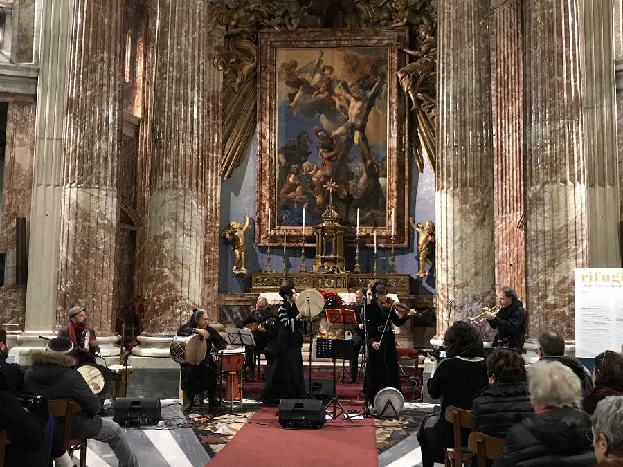 ROMA – Concerto per i migranti al Centro Astalli: ce lo racconta suor Annunciata